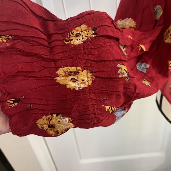 NWOT Free People Poppy Floral Printed V-Neck Bodysuit
Size XS - Picture 7 of 16